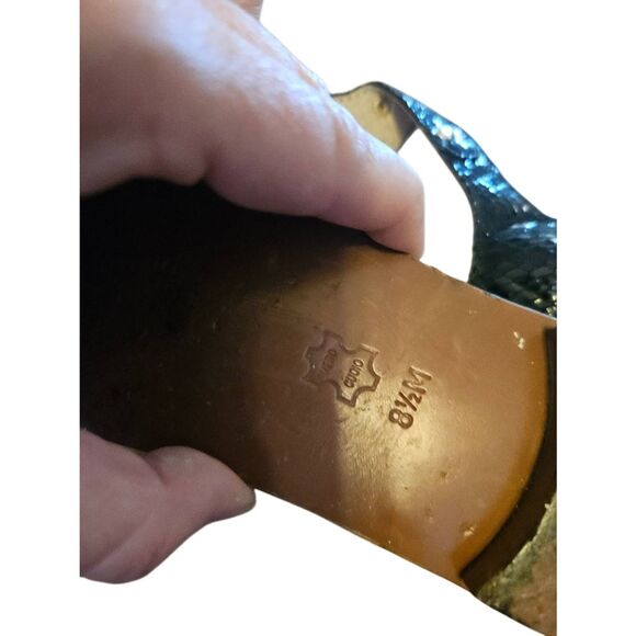 Michael Kors 8.5M flip flop sandals - Picture 5 of 6